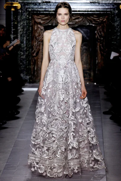 Look 48